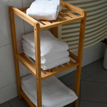 아파트 Mahesars 2 *